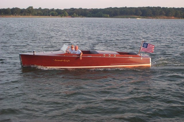 boatinwaterslow.jpg